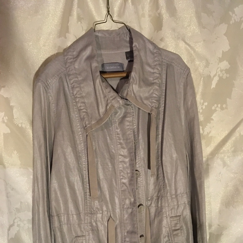 Tan lightweight Liz Claiborne jacket